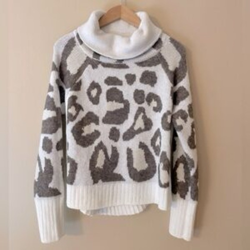 Oliver O. Animal Print Sweater